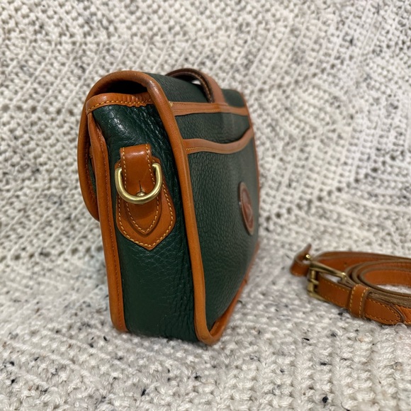 Vintage Dooney and Bourke Medium East and West Flap crossbody - Picture 5 of 7